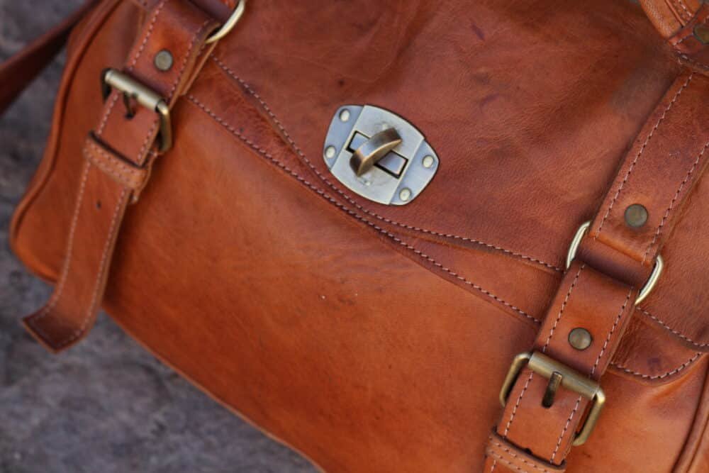 Classic Leather Shoulder Bag with a spacious design and adjustable strap.