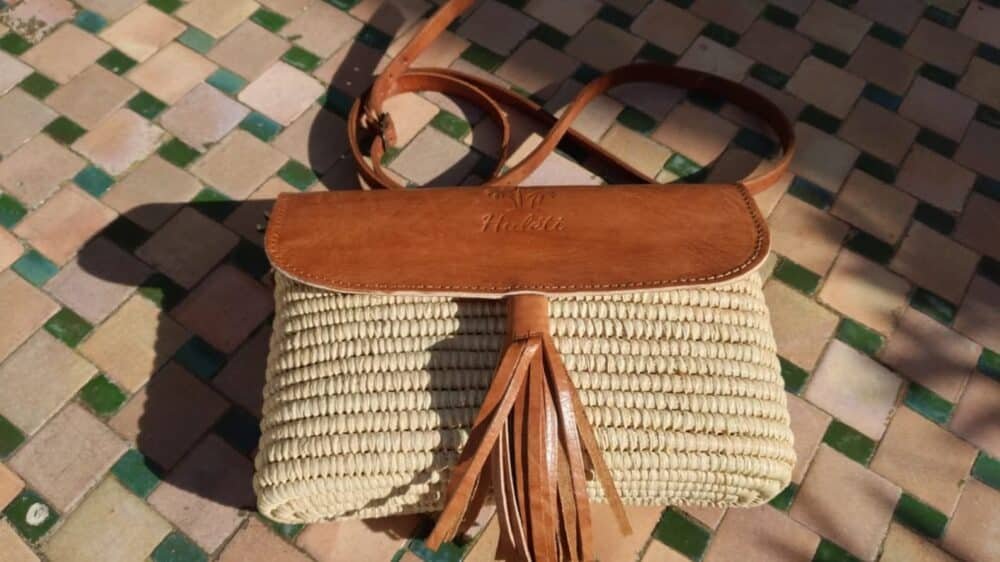 Amazing Raffia Bag in natural tones