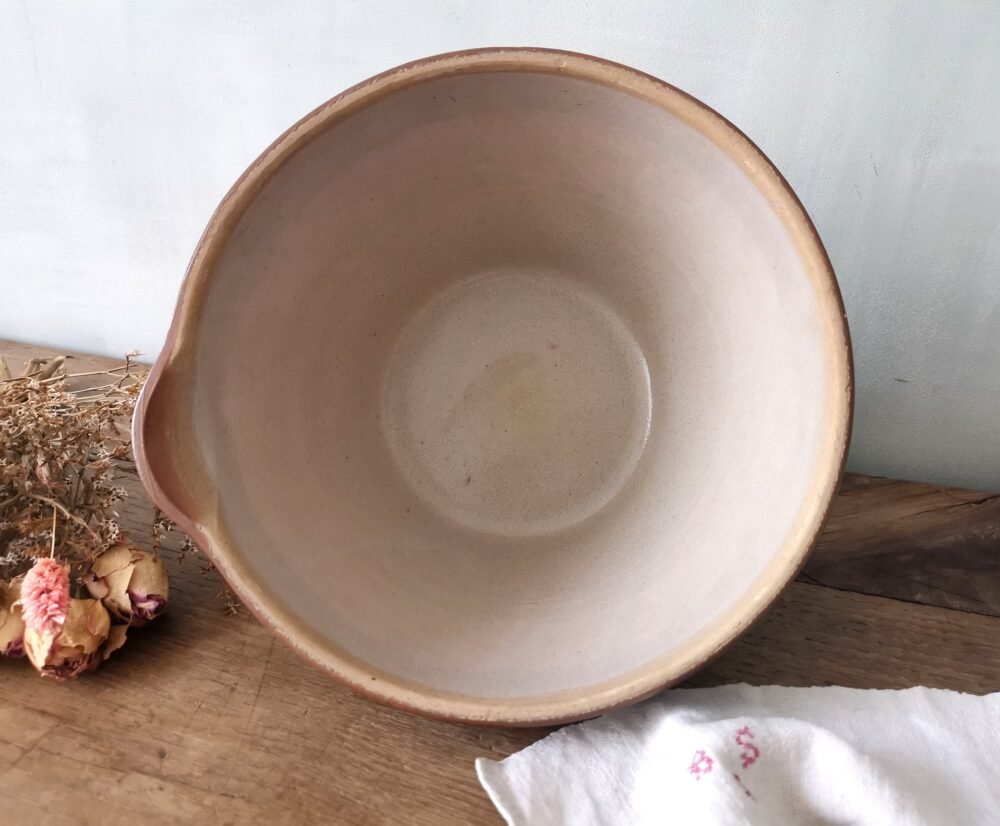 Vintage Ceramic Mixing Bowl with a glossy finish