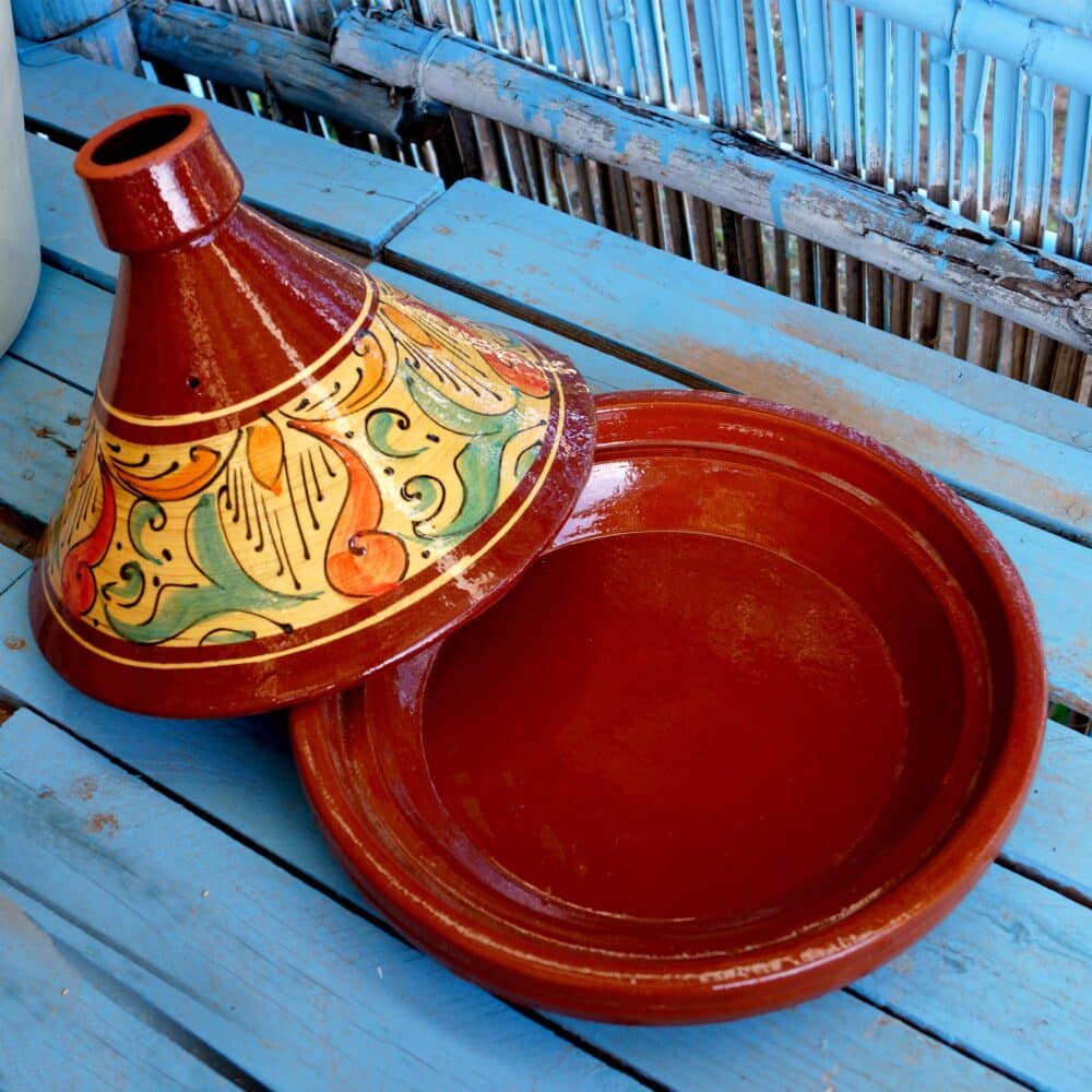 Authoritative brown ceramic pot for modern and rustic spaces